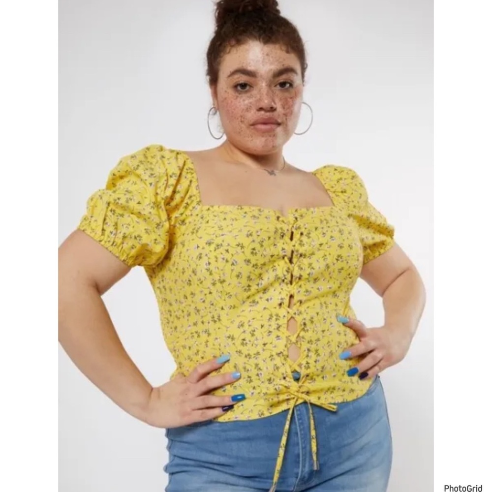 Rue 2X plus size yellow floral tie front top NWT